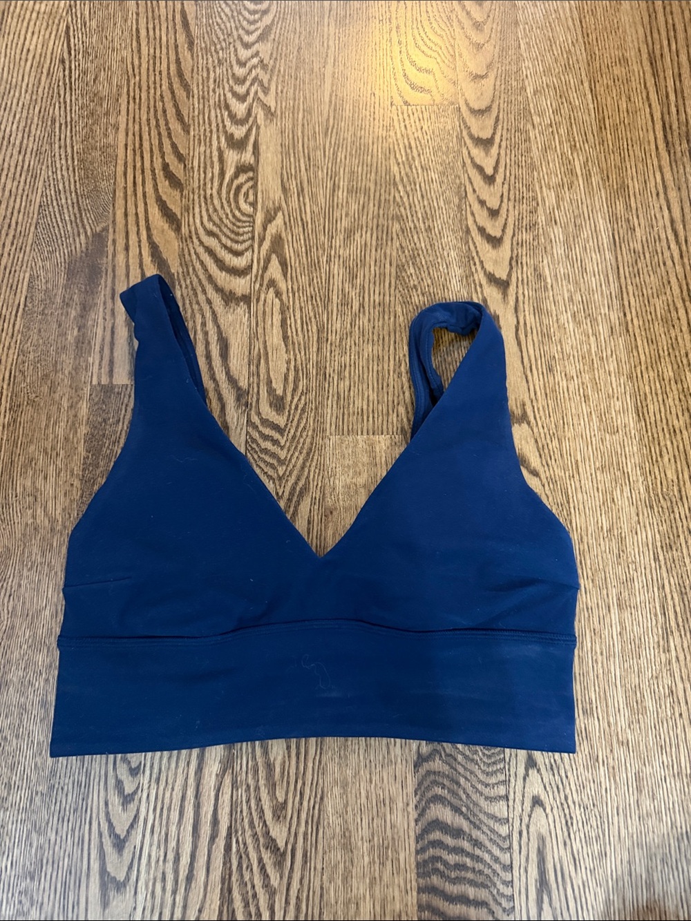 lululemon athletica Navy V-Neck bra with pads. Size 6